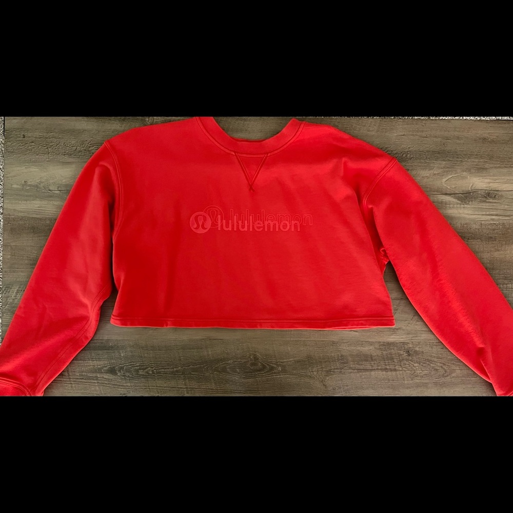 Lululemon NEW WITHOUT TAGS All Yours Cropped Crew Sweatshirt. Color- Red. Size M
